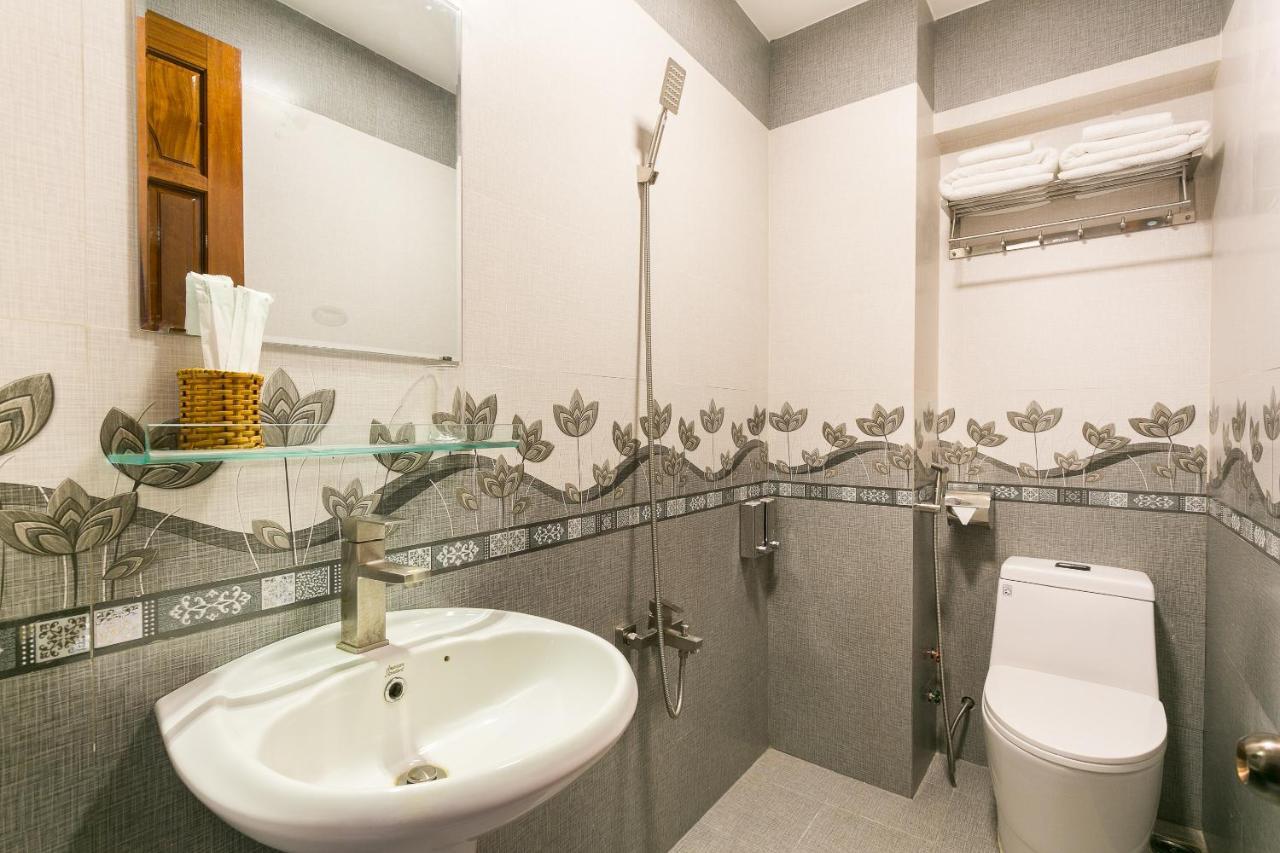 Oyo 113 Horizon Hotel Хошимін Екстер'єр фото